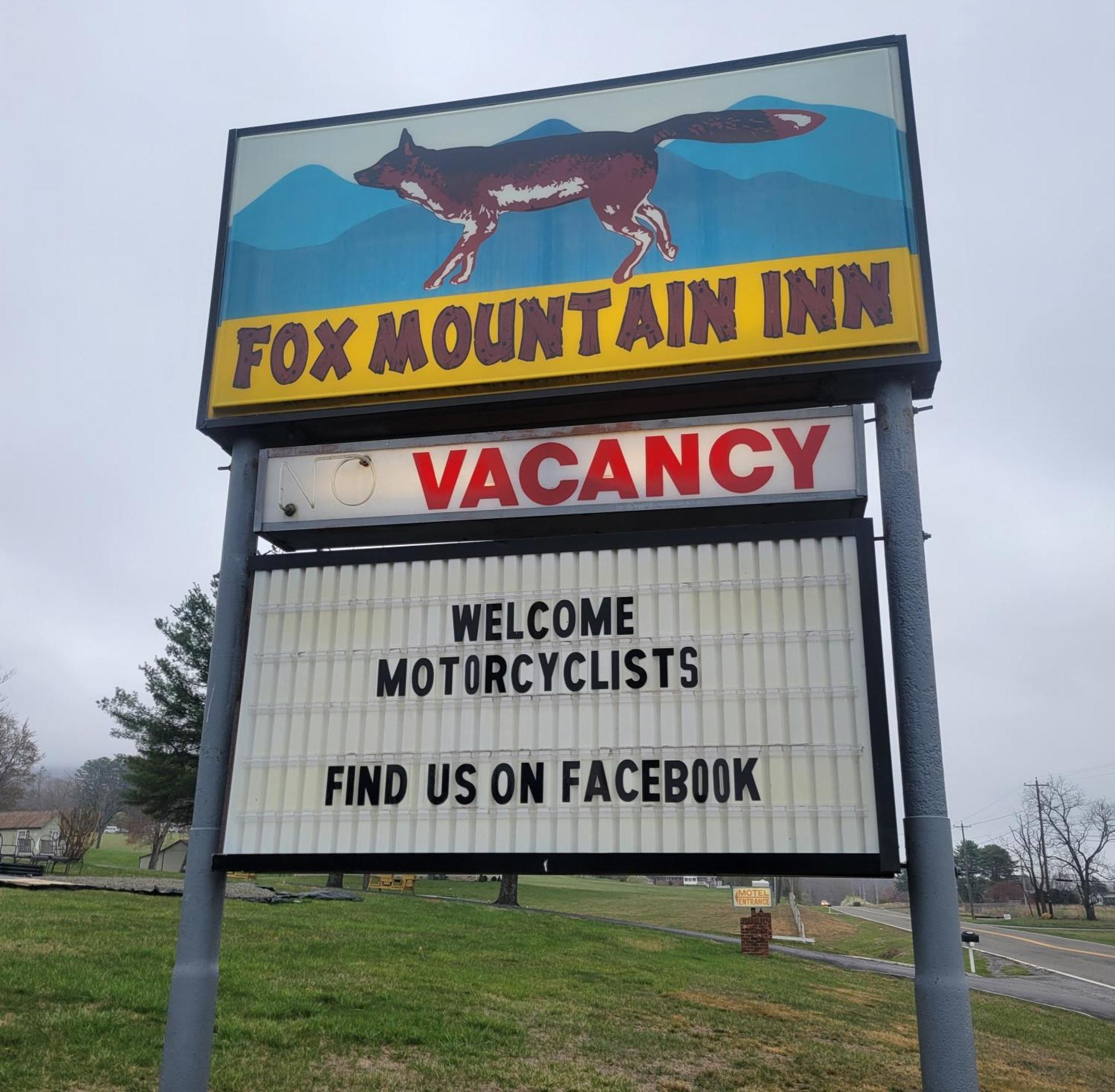 Fox Mountain Inn Max Meadows Exterior photo